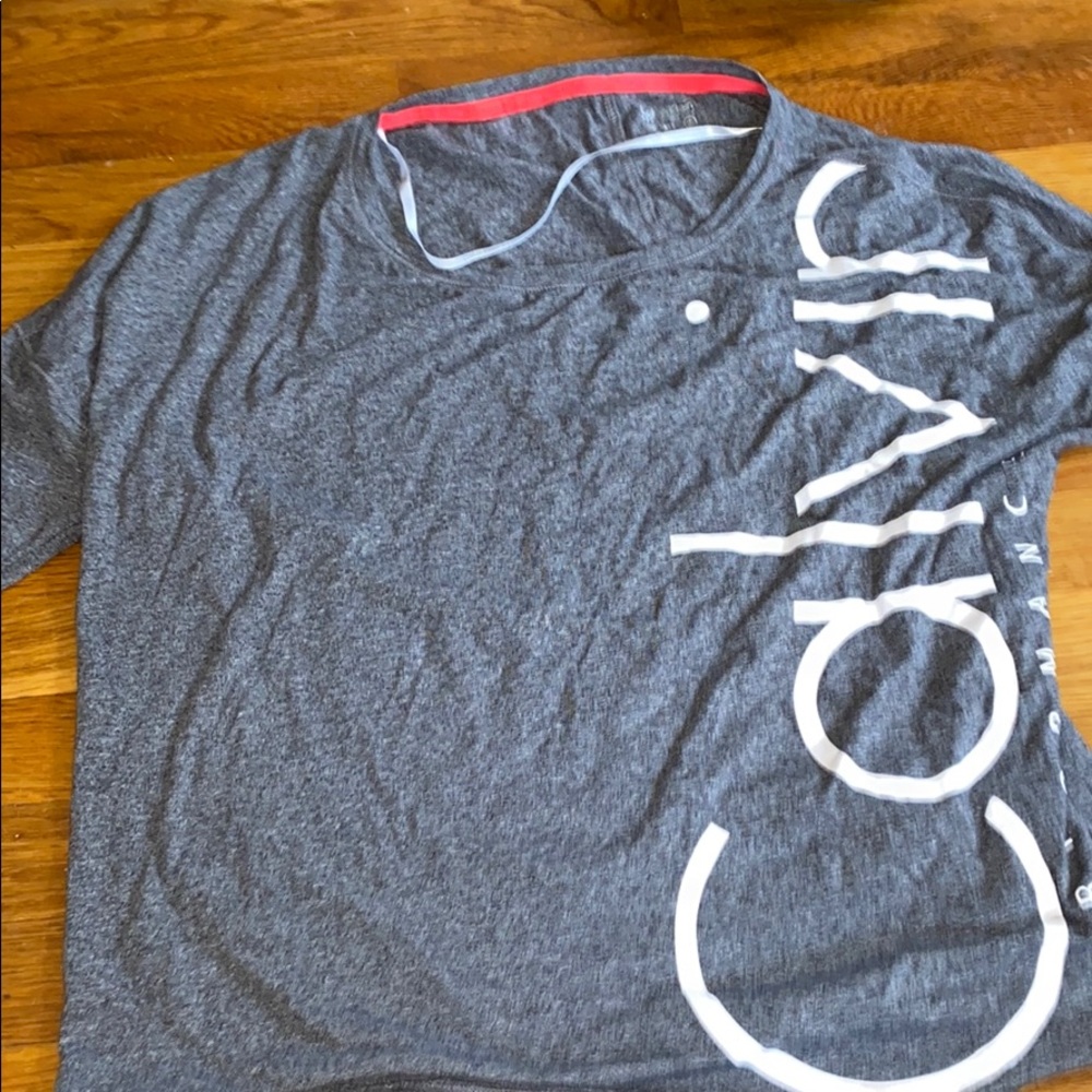 Calvin Klein tshirt